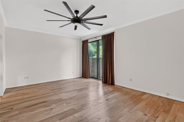 5713 Pershing Avenue, Fort Worth, TX 76107