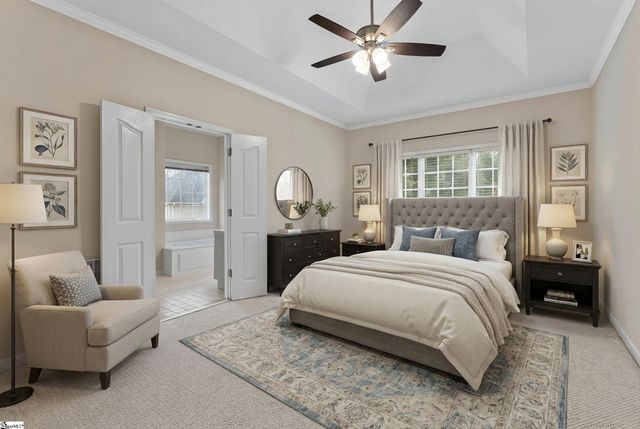 7 Hickory Hollow Court, Greenville, SC 29607