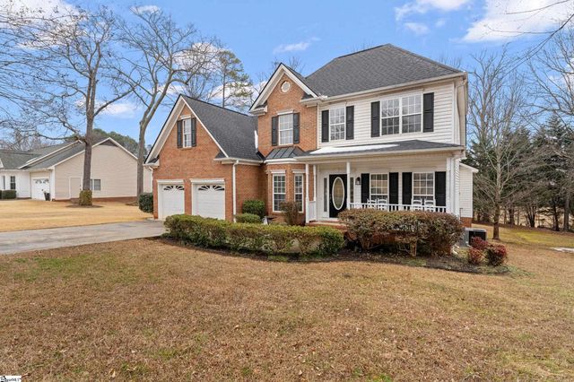 7 Hickory Hollow Court, Greenville, SC 29607