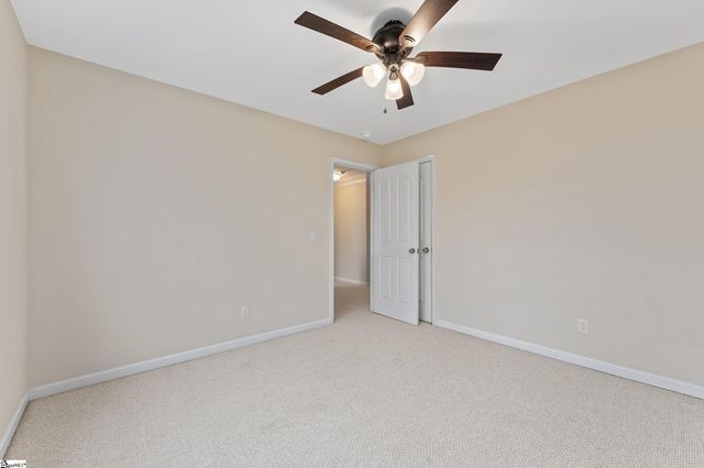 7 Hickory Hollow Court, Greenville, SC 29607