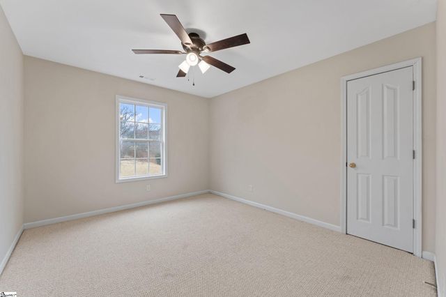 7 Hickory Hollow Court, Greenville, SC 29607