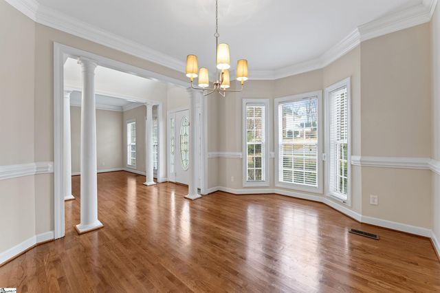 7 Hickory Hollow Court, Greenville, SC 29607