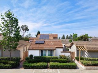 27 Tangerine, Irvine, CA 92618