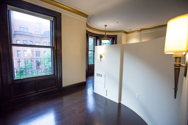 404 Marlborough St 3, Boston, MA 02115