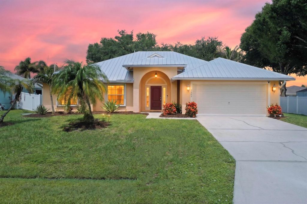 3408 SW Funtuna Street, Port St. Lucie, FL 34953