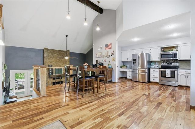 5796 SE Pine Lane, Holt, MO 64048