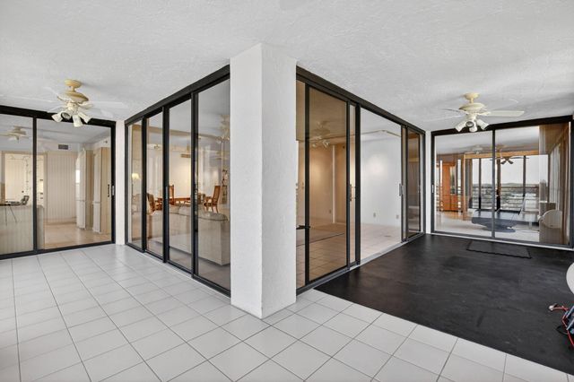 7564 Regency Lake Drive 701, Boca Raton, FL 33433