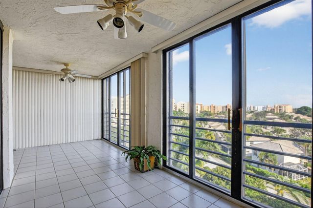 7564 Regency Lake Drive 701, Boca Raton, FL 33433