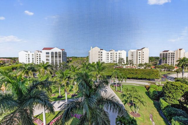 7564 Regency Lake Drive 701, Boca Raton, FL 33433