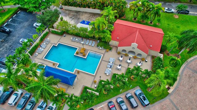 7564 Regency Lake Drive 701, Boca Raton, FL 33433