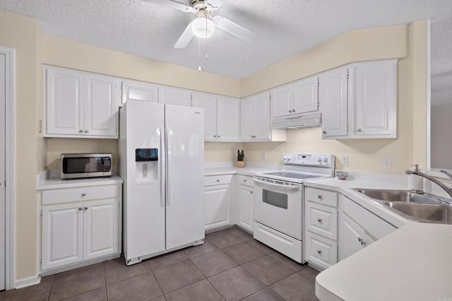 5 Huesca Lane, Hot Springs Village, AR 71909