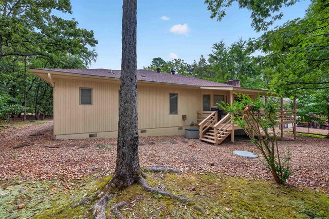 5 Huesca Lane, Hot Springs Village, AR 71909
