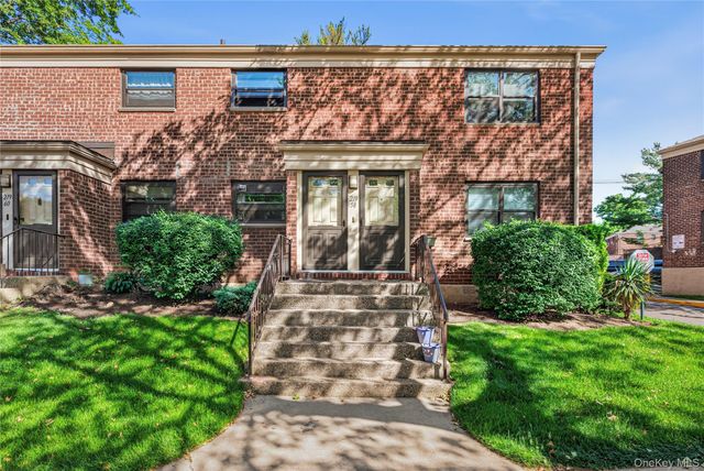 219-58 74th Ave Lower Level, Bayside, NY 11364