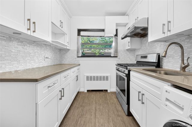 219-58 74th Ave Lower Level, Bayside, NY 11364