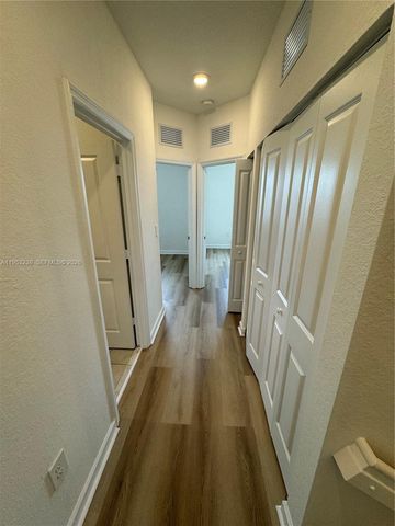 2683 SE 11th St, Homestead, FL 33035