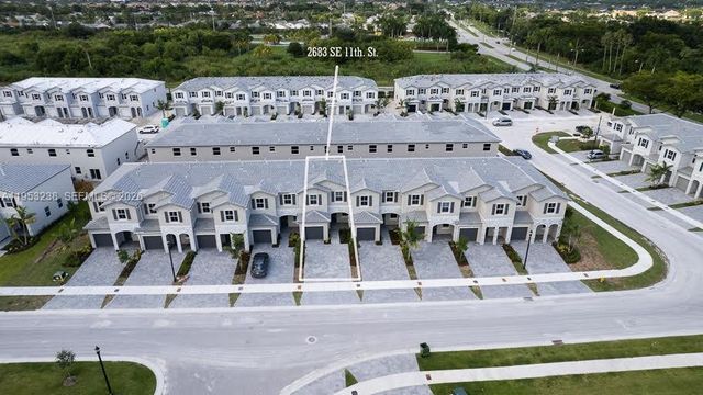 2683 SE 11th St, Homestead, FL 33035