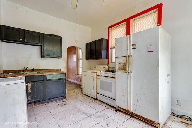 6942 S Eggleston Avenue, Chicago, IL 60621