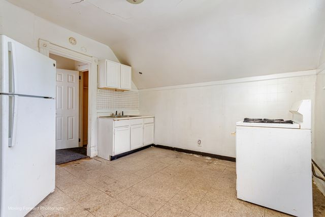 6942 S Eggleston Avenue, Chicago, IL 60621