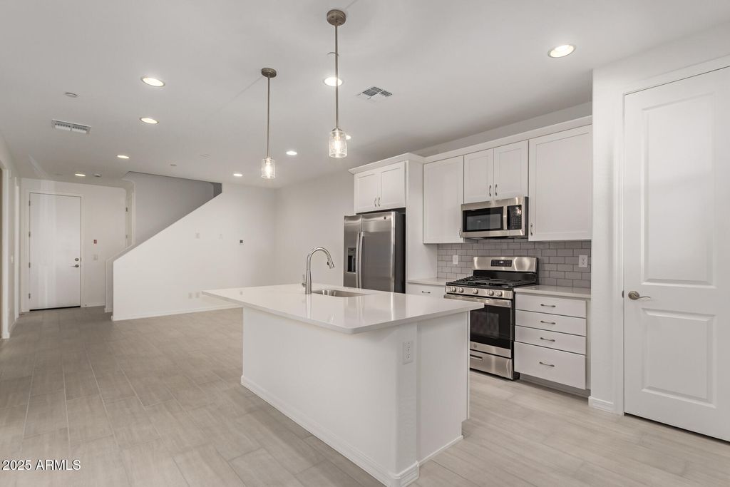 2799 N CLAIRE Drive, Buckeye, AZ 85396 — photo 2