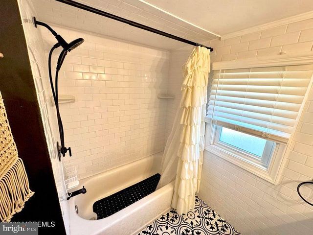 15 BUCKLEY LN, Bayville, NJ 08721