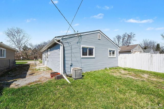 14421 Bailey Street, Taylor, MI 48180