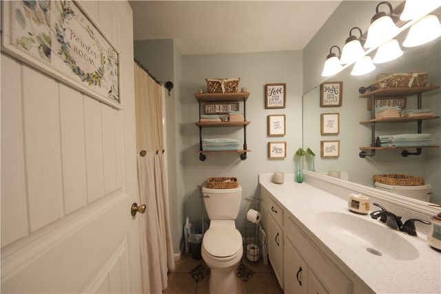 11821 Lori Dr, Corpus Christi, TX 78410
