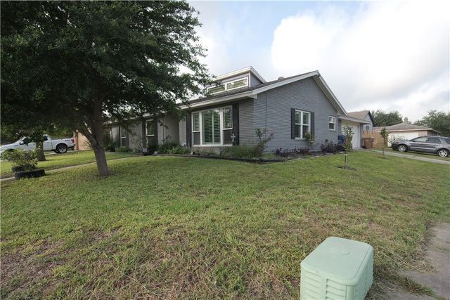 11821 Lori Dr, Corpus Christi, TX 78410