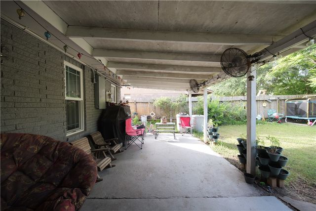 11821 Lori Dr, Corpus Christi, TX 78410