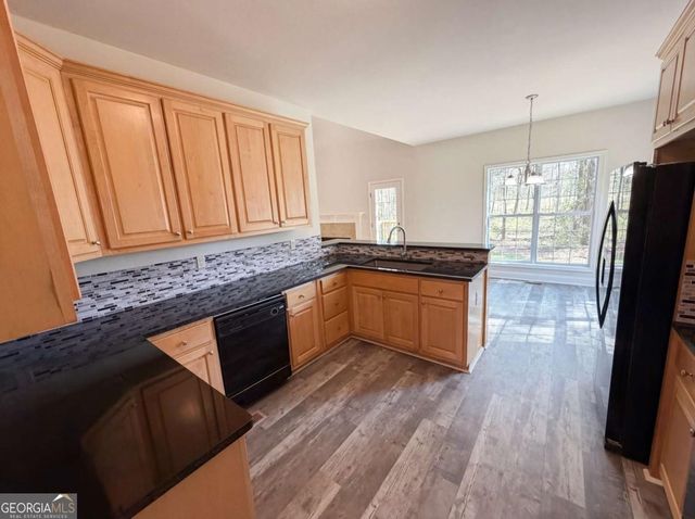 95 Woods Way, Jefferson, GA 30549