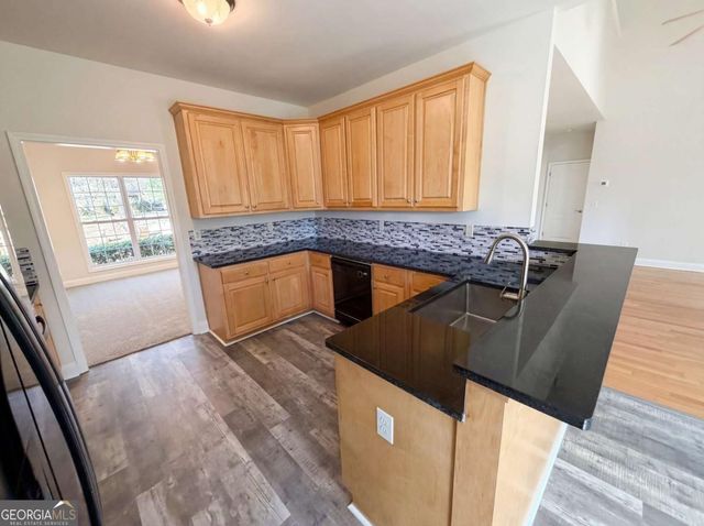 95 Woods Way, Jefferson, GA 30549