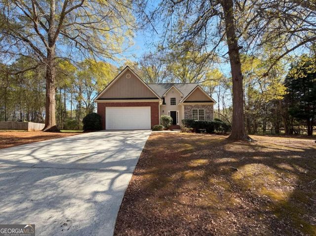 95 Woods Way, Jefferson, GA 30549