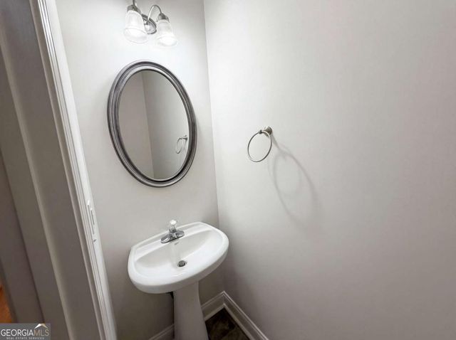 95 Woods Way, Jefferson, GA 30549