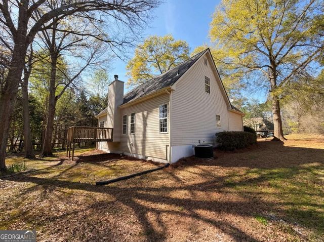 95 Woods Way, Jefferson, GA 30549