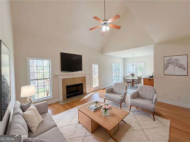 95 Woods Way, Jefferson, GA 30549