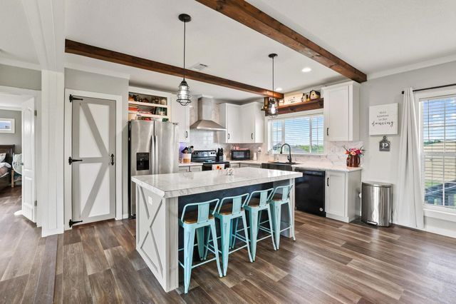 10950 County Road 632, Blue Ridge, TX 75424
