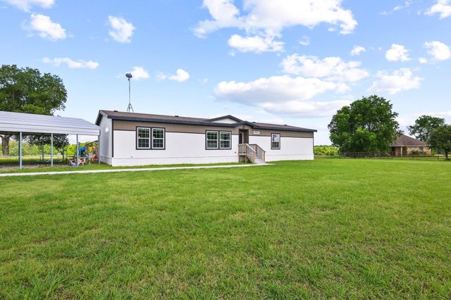 10950 County Road 632, Blue Ridge, TX 75424