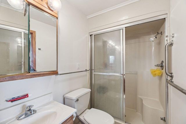 5563 Spring Creek Road, Three Oaks, MI 49128