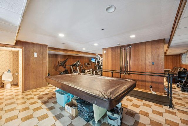 5563 Spring Creek Road, Three Oaks, MI 49128