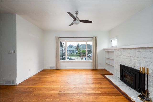 4112 S Park Avenue, Tacoma, WA 98418