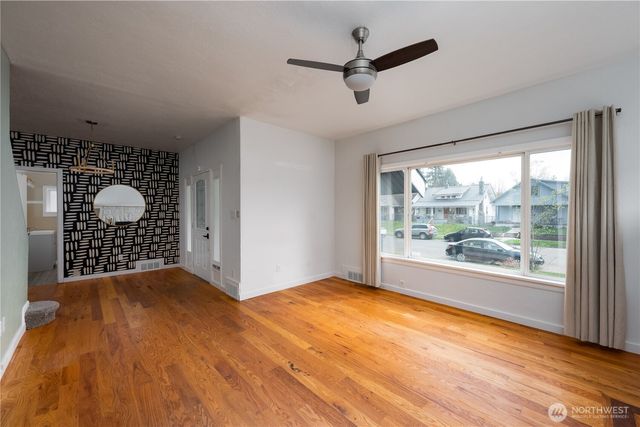 4112 S Park Avenue, Tacoma, WA 98418