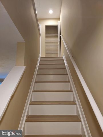 9044 CONSTANT CRSE, Columbia, MD 21046