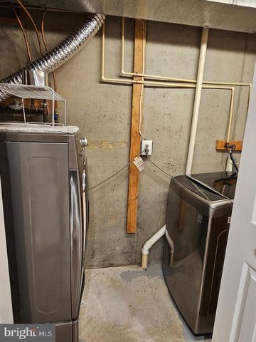 9044 CONSTANT CRSE, Columbia, MD 21046