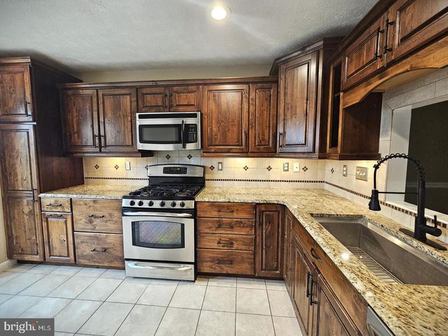 9044 CONSTANT CRSE, Columbia, MD 21046