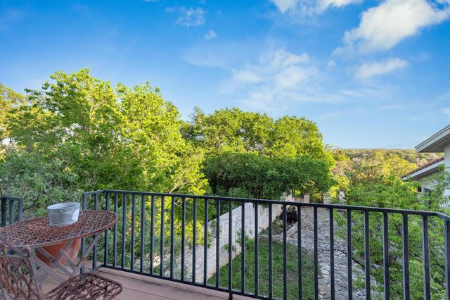 25242 Paleface Lake DR, Spicewood, TX 78669