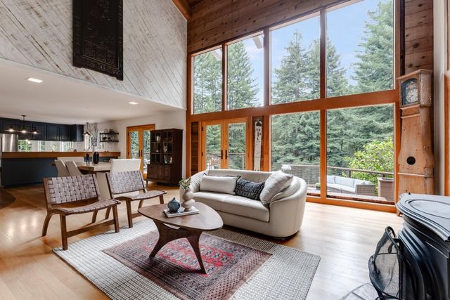 900 Larsen Road, Aptos, CA 95003