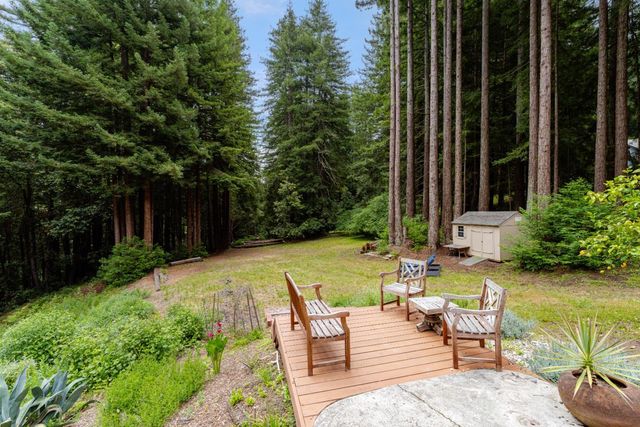 900 Larsen Road, Aptos, CA 95003