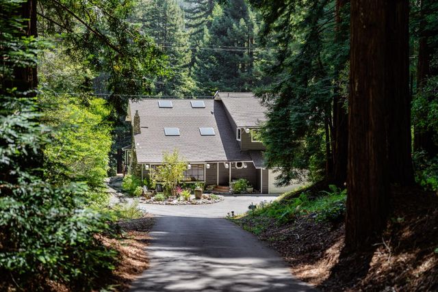 900 Larsen Road, Aptos, CA 95003