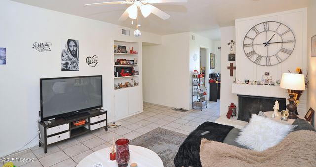 1600 N Wilmot Rd Unit 265, Tucson, AZ 85712