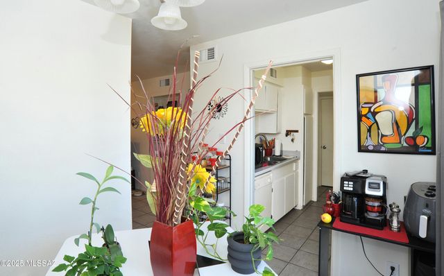 1600 N Wilmot Rd Unit 265, Tucson, AZ 85712