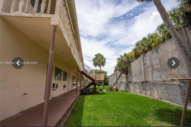 280 SW 11th Ave 16, Hallandale Beach, FL 33009